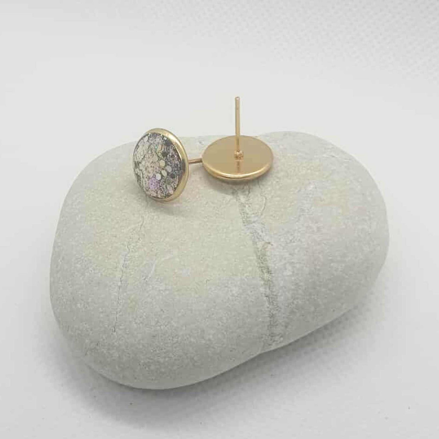 Desire studs- Gold plated