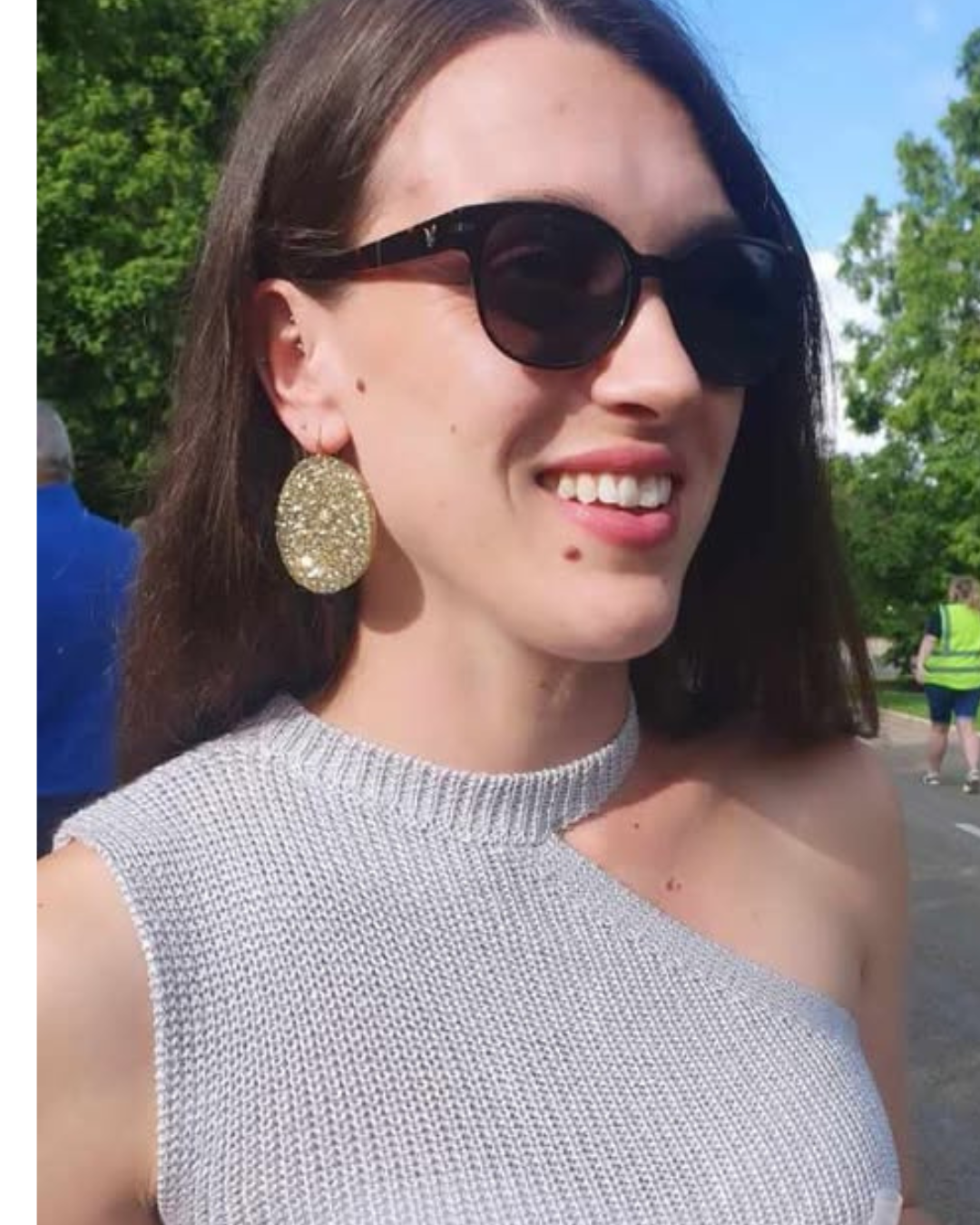 HOST A 'HAPPY EARRINGS' WORKSHOP